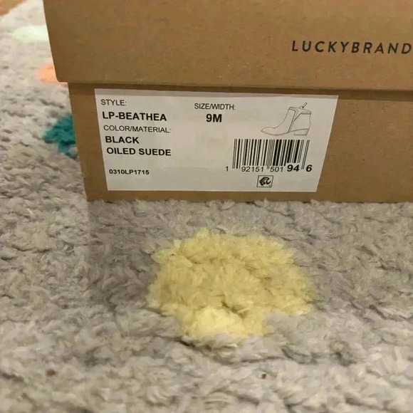 Lucky Brand Black Ankle Boots New in Box - Picture 3 of 9